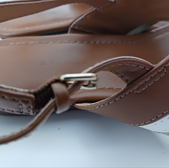 Tommy Hilfiger Sandles - Picture 5 of 8
